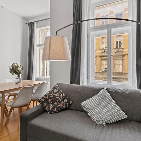 Three Bedrooms - 69 M² - 4 Min To U4 Metro Station Βιέννη Εξωτερικό φωτογραφία